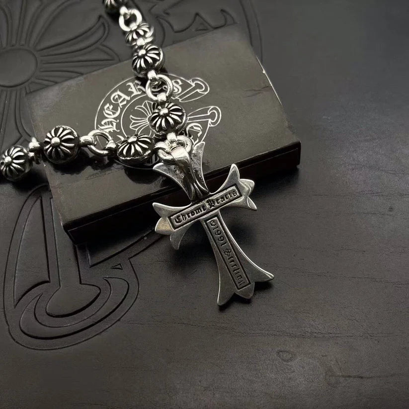 CH LOGO NECKLACE -9